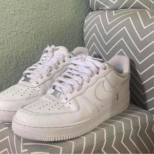 Men Air Force 1 size 8.5. Nike. SEND OFFERS!